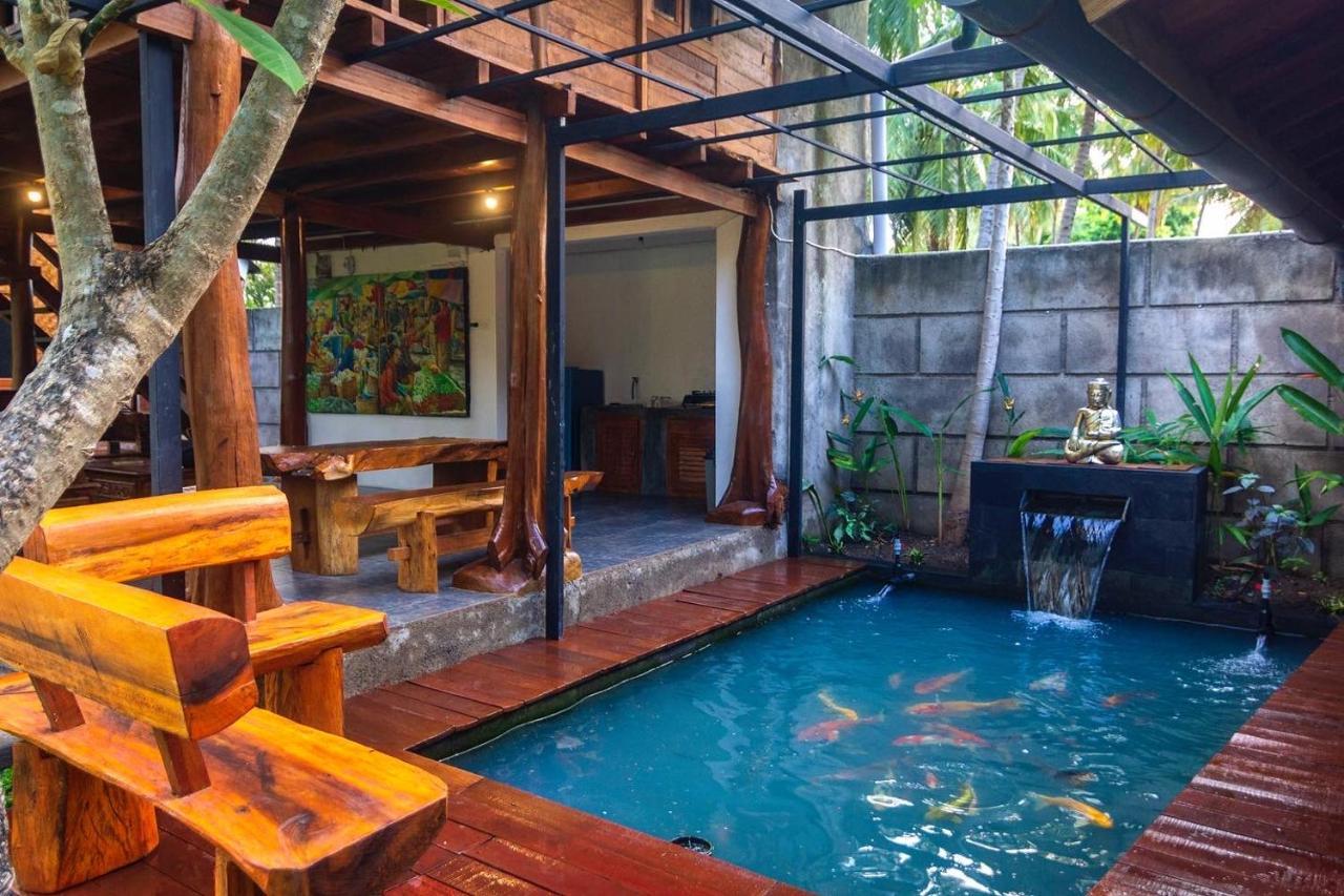 Tahlia'S Villa Sorongjukung Ngoại thất bức ảnh