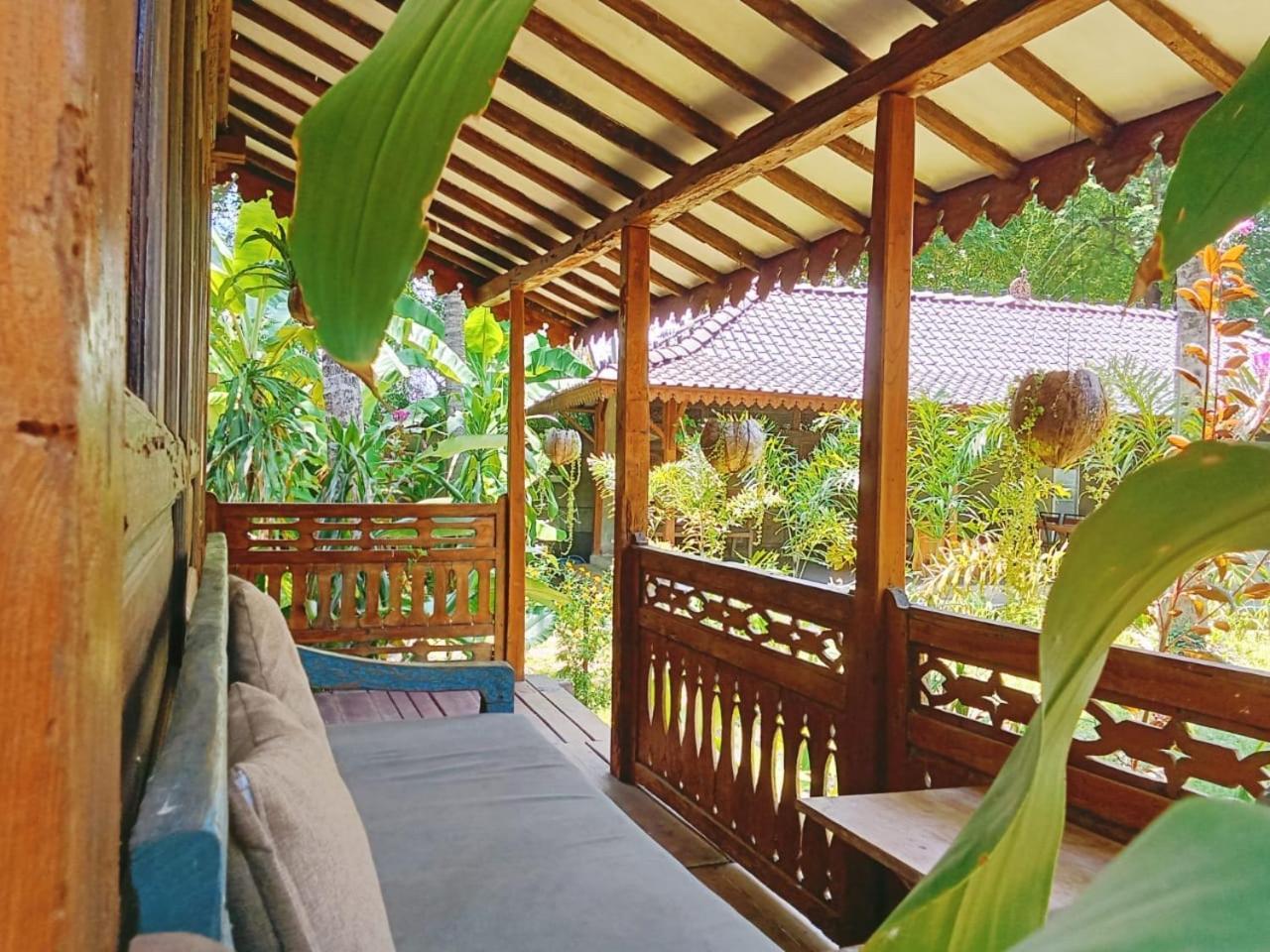 Tahlia'S Villa Sorongjukung Ngoại thất bức ảnh