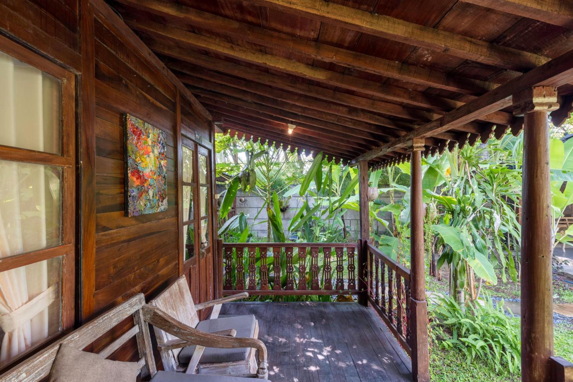 Tahlia'S Villa Sorongjukung Ngoại thất bức ảnh