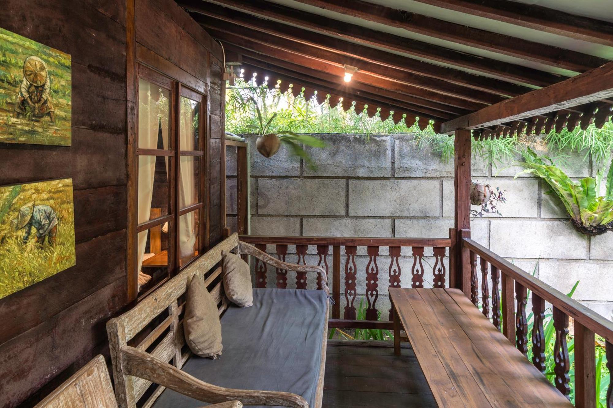 Tahlia'S Villa Sorongjukung Ngoại thất bức ảnh