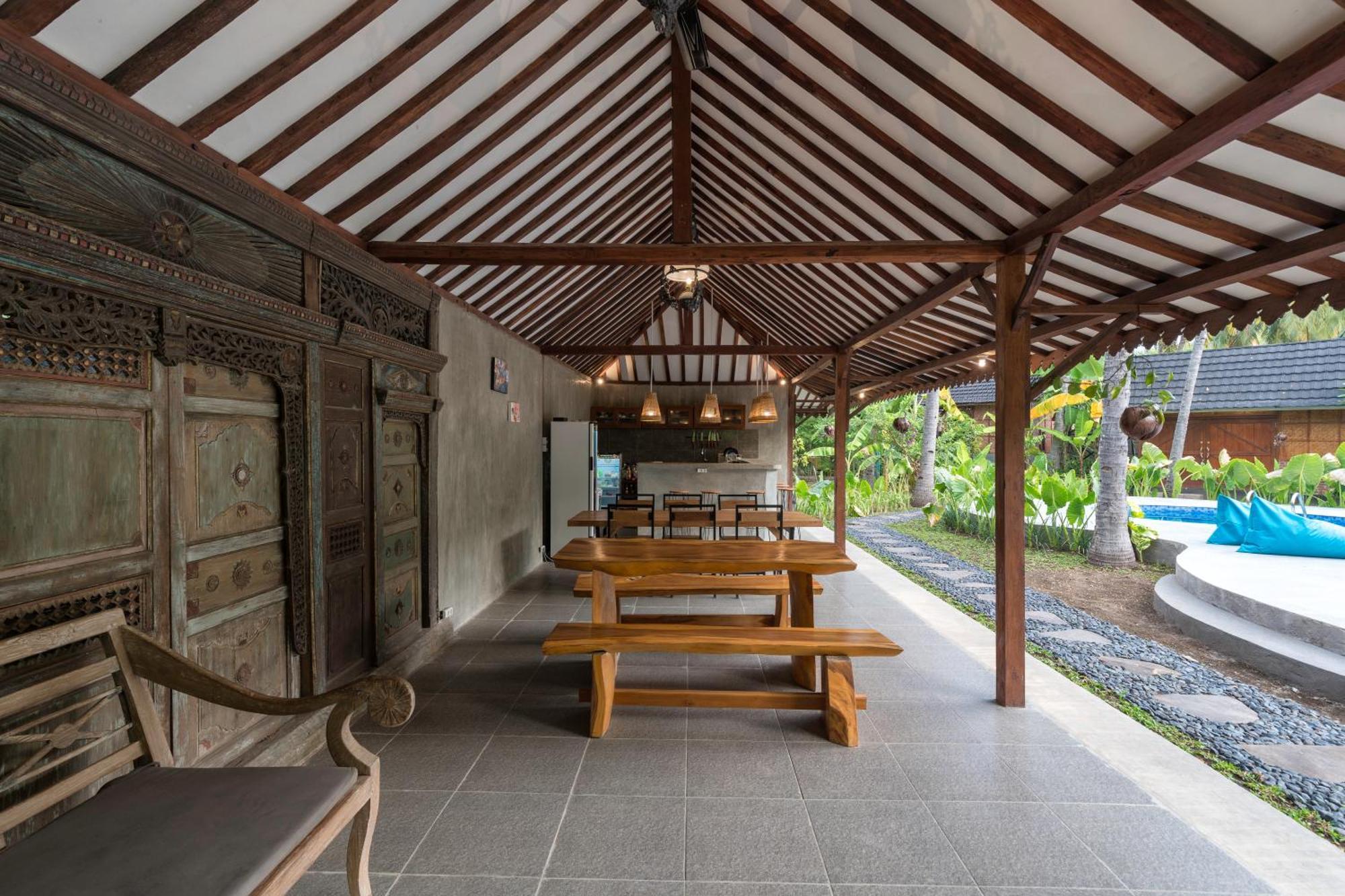 Tahlia'S Villa Sorongjukung Ngoại thất bức ảnh