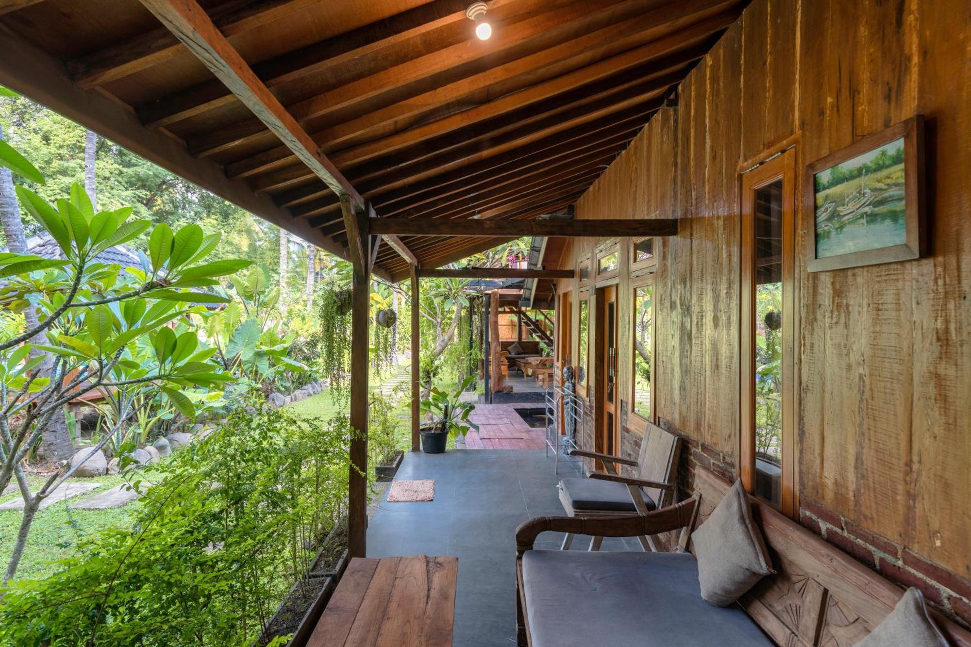 Tahlia'S Villa Sorongjukung Ngoại thất bức ảnh