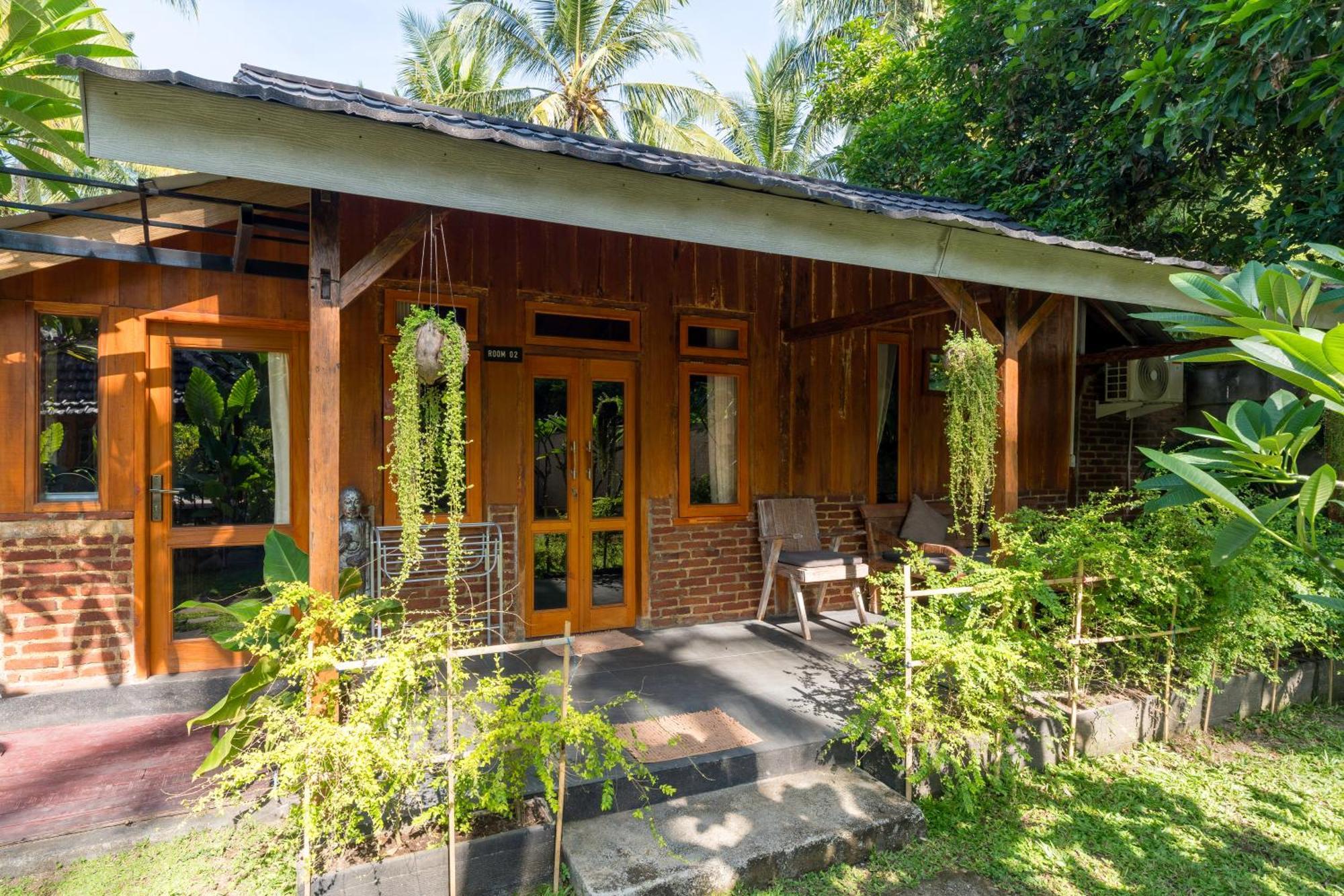 Tahlia'S Villa Sorongjukung Ngoại thất bức ảnh