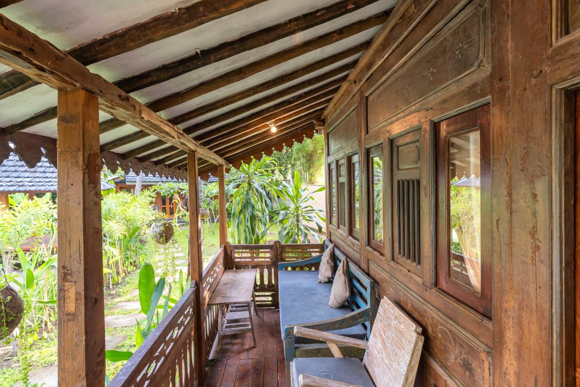 Tahlia'S Villa Sorongjukung Ngoại thất bức ảnh