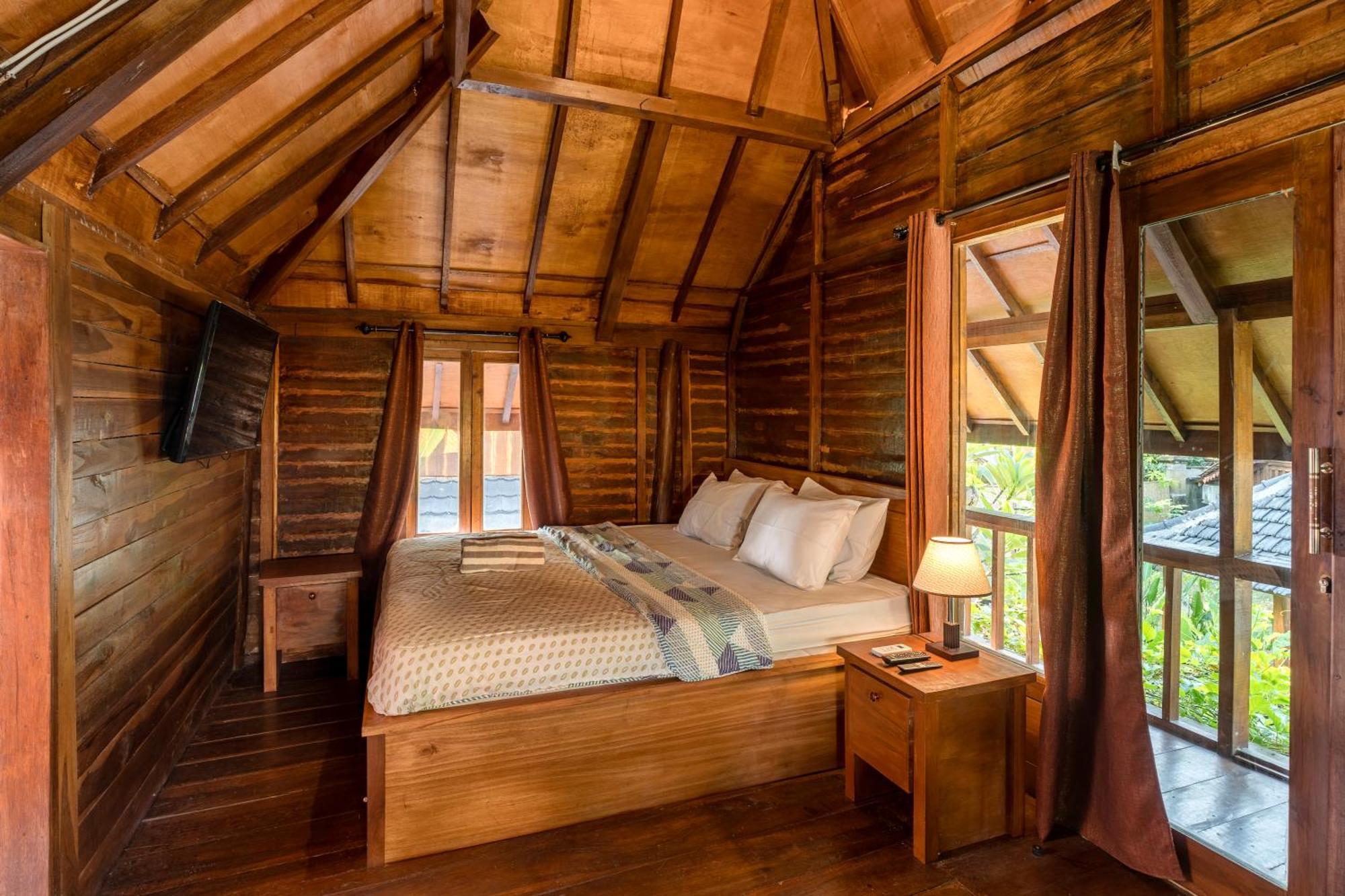 Tahlia'S Villa Sorongjukung Ngoại thất bức ảnh
